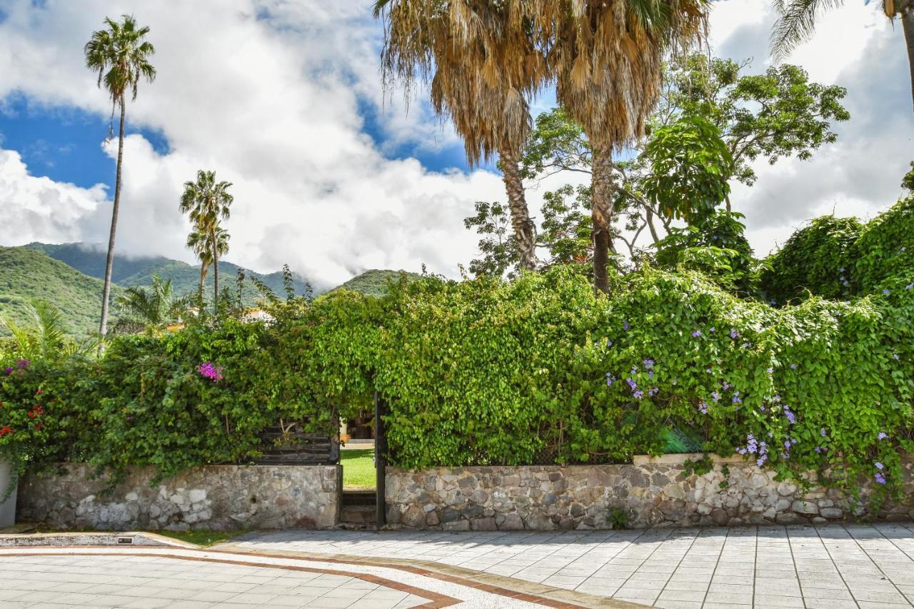 Casa Jardin-Lakeside Boutique Resort By Restavio Ajijic Ngoại thất bức ảnh